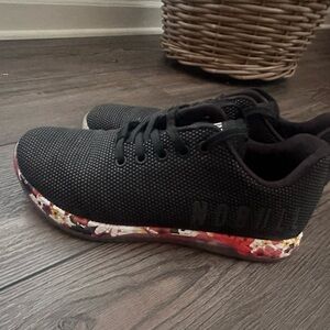 Nobull Outwork Women’s Floral